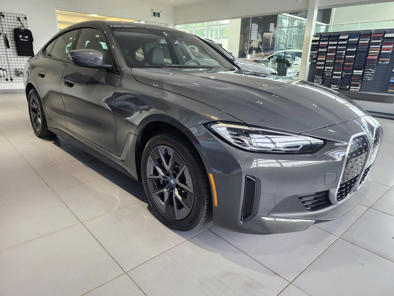 2023 BMW i4 eDrive35 Main Image