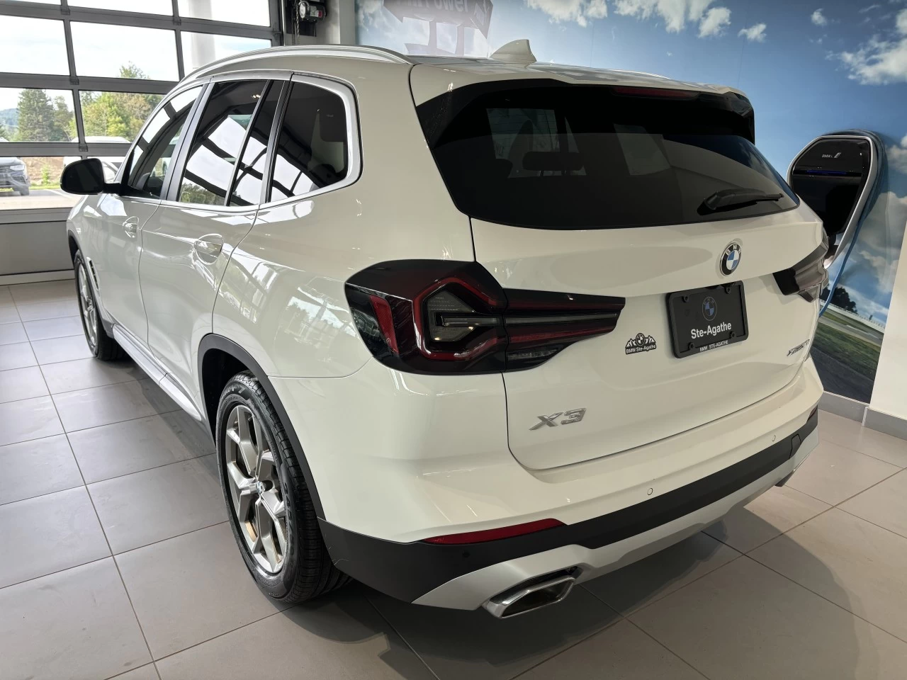 2023 BMW X3 xDrive30i Main Image