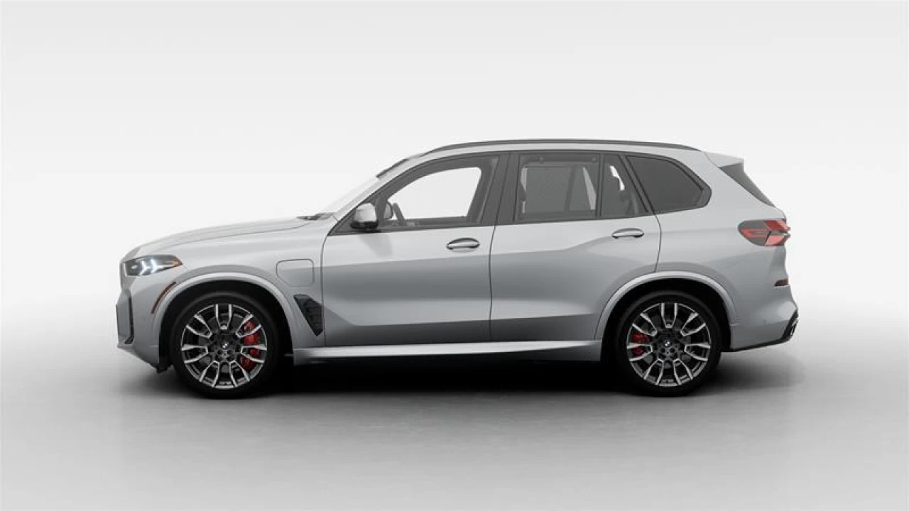 2025 BMW X5 xDrive50e Main Image