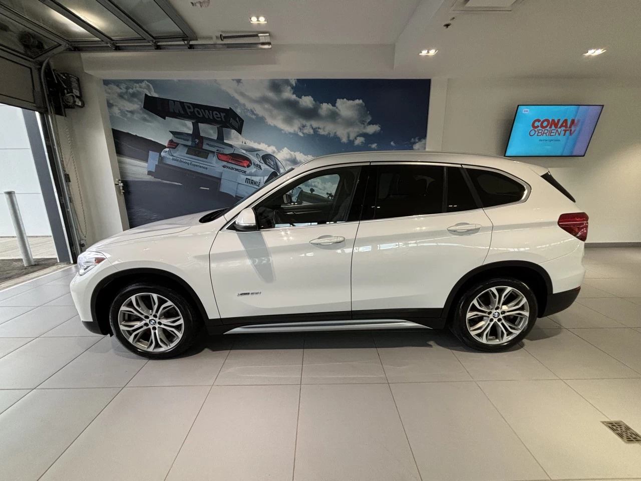 2017 BMW X1 xDrive28i Main Image