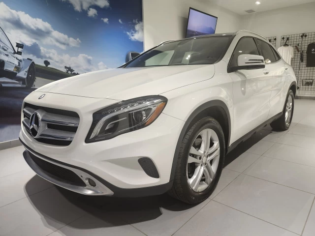 Mercedes-Benz GLA250 GLA 250 2015