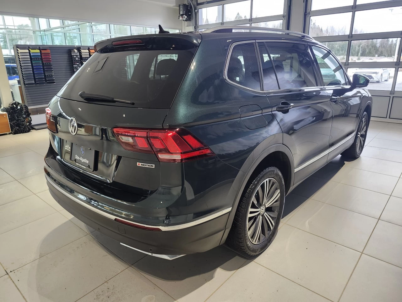 2019 Volkswagen Tiguan Highline Image principale