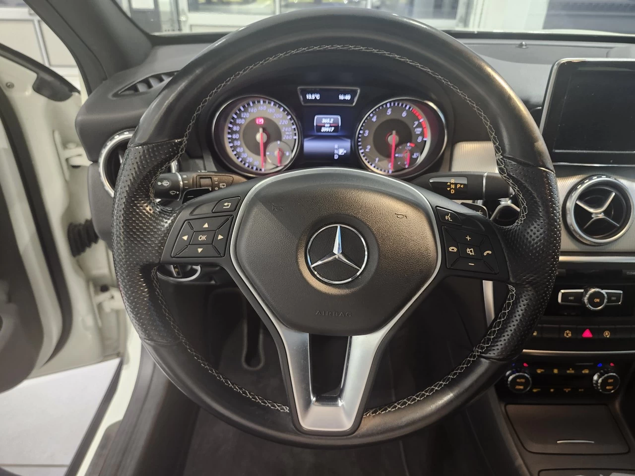 2015 Mercedes-Benz GLA250 GLA 250 Image principale