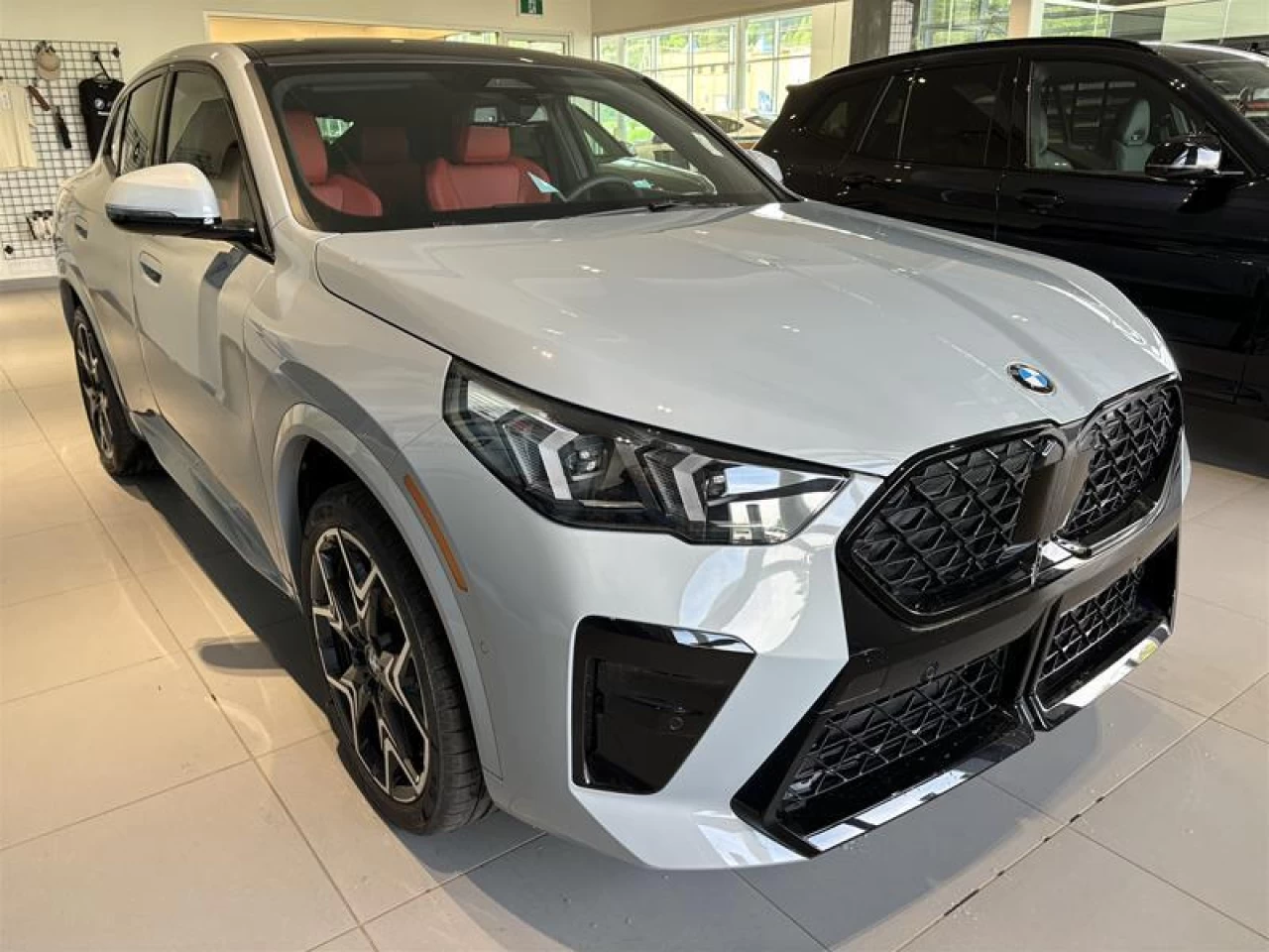 2024 BMW X2 xDrive28i Main Image