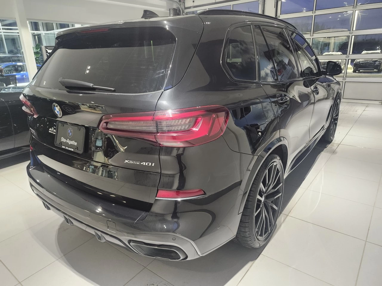 2021 BMW X5 xDrive40i Main Image