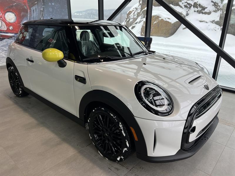 MINI 2024 Cooper SE 3 Door